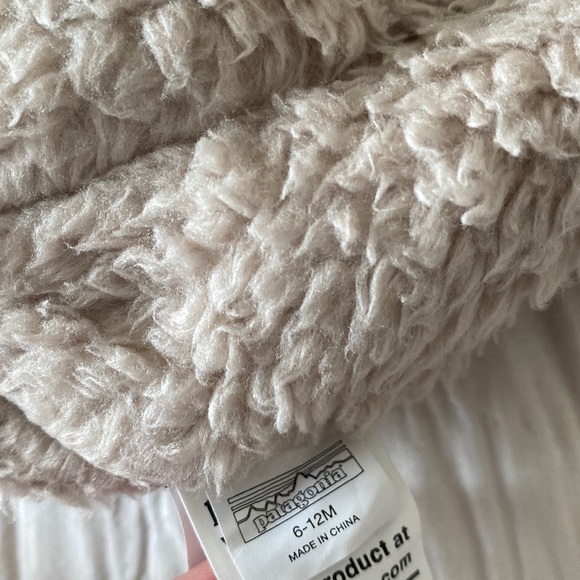 Baby Patagonia Reversible Beanie - Picture 8 of 15